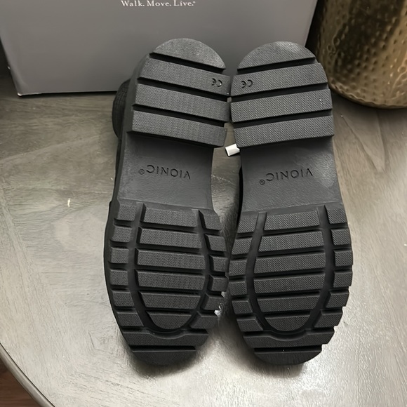 Vionic Jaxen Women's Arch Supportive Combat Boots - Picture 5 of 13